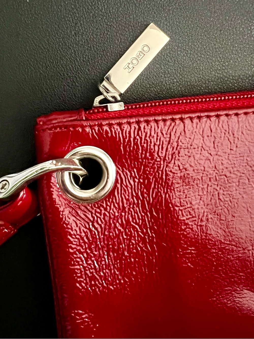 HOBO (HOBO International) Vida Cherry Red Patent Leather Wristlet/Clutch - Picture 4 of 8